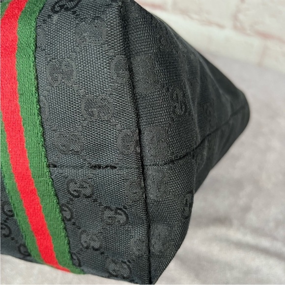 Gucci bag and matching clutch available - Picture 8 of 10